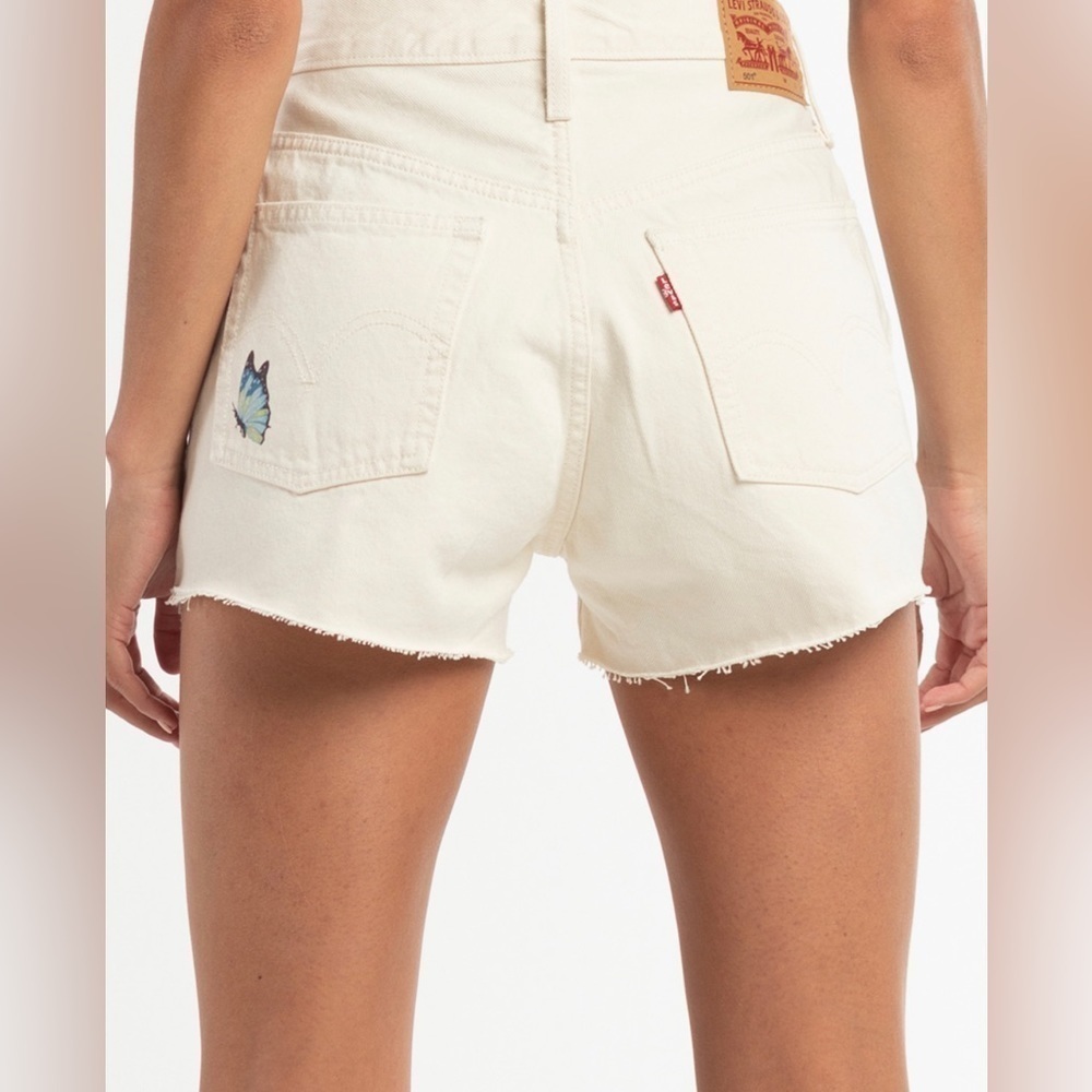Levi’s 501 High Rise Butterfly Shorts l SIZE 29 - Picture 2 of 10
